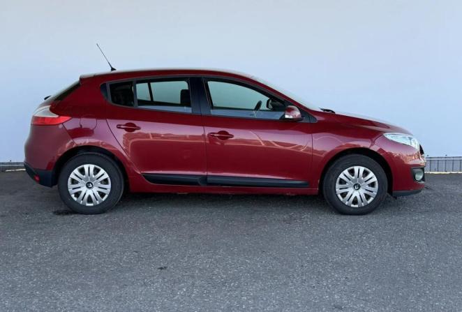 Renault Megane III Рестайлинг с пробегом 2013 года, цена 870 000 рублей, 82190 км, хэтчбек, Автокод Объявления