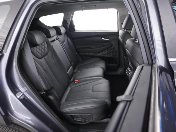 Hyundai Santa Fe IV Рестайлинг с пробегом 2023 года, цена 4 849 046 рублей, 9224 км, внедорожник, Автокод Объявления