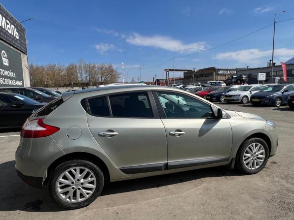 Renault Megane III Рестайлинг 2 с пробегом 2014 года, цена 850 000 рублей, 108971 км, хэтчбек, Автокод Объявления