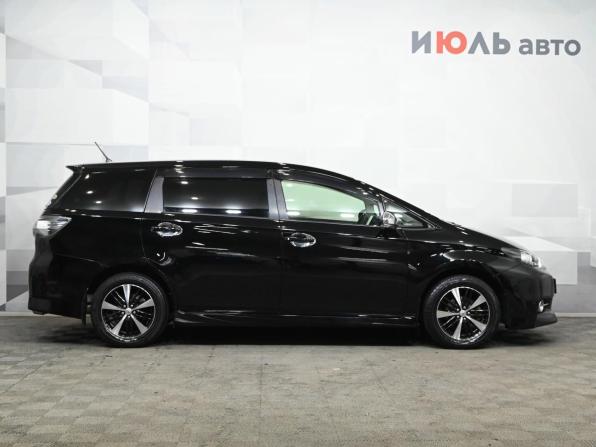 Toyota Wish II Рестайлинг с пробегом 2012 года, цена 1 680 000 рублей, 127962 км, минивэн, Автокод Объявления
