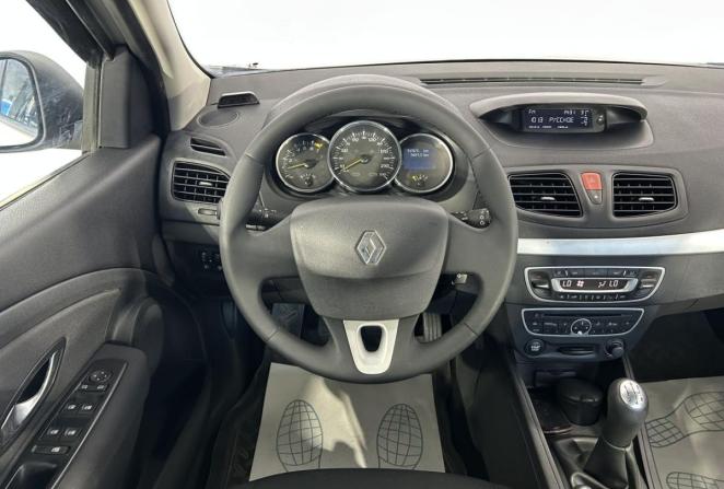 Renault Fluence I с пробегом 2011 года, цена 670 000 рублей, 147875 км, седан, Автокод Объявления