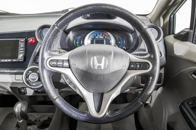 Honda Insight II с пробегом 2009 года, цена 779 000 рублей, 205000 км, хэтчбек, Автокод Объявления