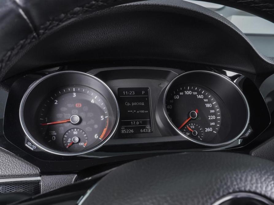Volkswagen Jetta VI Рестайлинг Ростов-на-Дону  - изображение 15