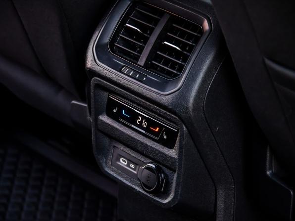 Volkswagen Tiguan II Рестайлинг с пробегом 2021 года, цена 3 450 000 рублей, 50780 км, внедорожник, Автокод Объявления