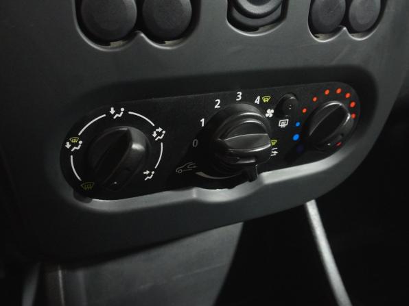 Renault Sandero I с пробегом 2012 года, цена 485 000 рублей, 101403 км, хэтчбек, Автокод Объявления