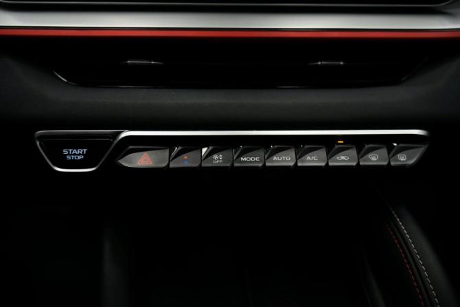 Geely Coolray I Рестайлинг с пробегом 2024 года, цена 2 139 000 рублей, 67000 км, внедорожник, Автокод Объявления