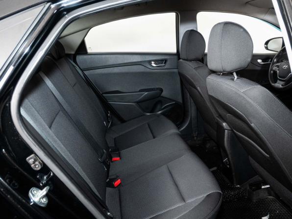 Hyundai Solaris II Рестайлинг с пробегом 2020 года, цена 1 566 000 рублей, 130298 км, седан, Автокод Объявления