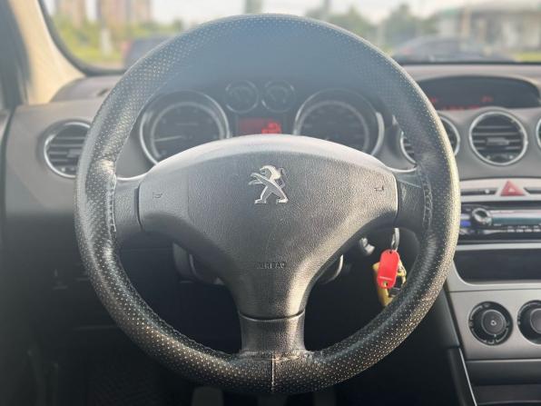 Peugeot 408 I с пробегом 2013 года, цена 599 000 рублей, 107181 км, седан, Автокод Объявления