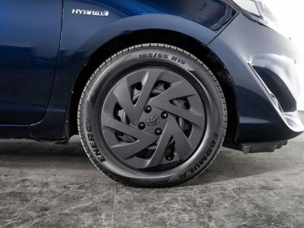 Toyota Aqua I Рестайлинг с пробегом 2017 года, цена 1 070 500 рублей, 131737 км, хэтчбек, Автокод Объявления
