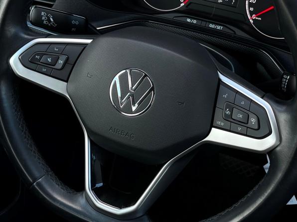 Volkswagen Polo VI с пробегом 2021 года, цена 1 672 100 рублей, 64099 км, лифтбек, Автокод Объявления