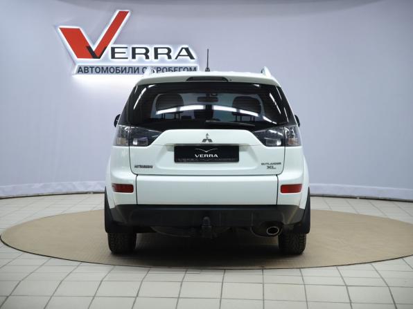 Mitsubishi Outlander II с пробегом 2008 года, цена 840 000 рублей, 267993 км, внедорожник, Автокод Объявления