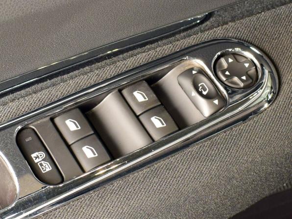 Peugeot 3008 I с пробегом 2013 года, цена 725 995 рублей, 108215 км, внедорожник, Автокод Объявления