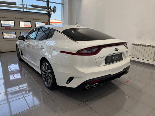 Kia Stinger I с пробегом 2018 года, цена 2 515 000 рублей, 78162 км, лифтбек, Автокод Объявления