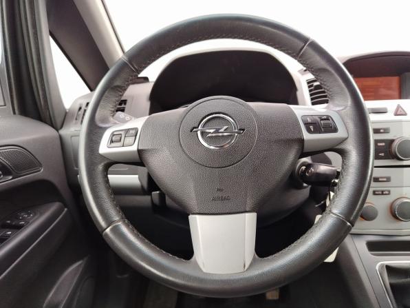 Opel Zafira B Рестайлинг с пробегом 2012 года, цена 765 000 рублей, 153997 км, компактвэн, Автокод Объявления