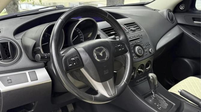 Mazda 3 II (BL) Рестайлинг с пробегом 2011 года, цена 920 000 рублей, 161995 км, хэтчбек, Автокод Объявления