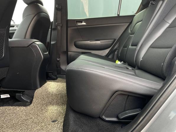 Kia Sportage IV Рестайлинг с пробегом 2019 года, цена 2 545 000 рублей, 41034 км, внедорожник, Автокод Объявления