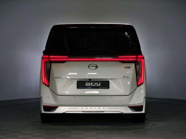 GAC M8 с пробегом 2024 года, цена 5 149 000 рублей, 7773 км, минивэн, Автокод Объявления