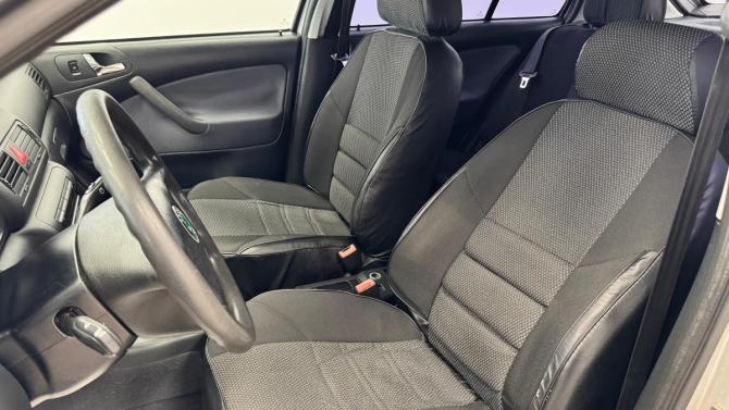 Skoda Octavia I (A4) Рестайлинг с пробегом 2002 года, цена 320 000 рублей, 343765 км, седан, Автокод Объявления