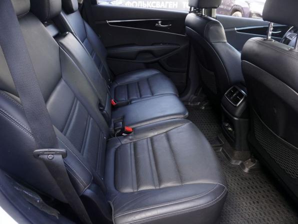 Kia Sorento III Prime Рестайлинг с пробегом 2019 года, цена 2 813 000 рублей, 205481 км, внедорожник, Автокод Объявления