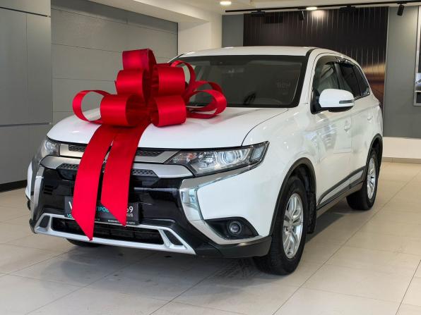 Mitsubishi Outlander III Рестайлинг 3 с пробегом 2019 года, цена 2 275 000 рублей, 79271 км, внедорожник, Автокод Объявления
