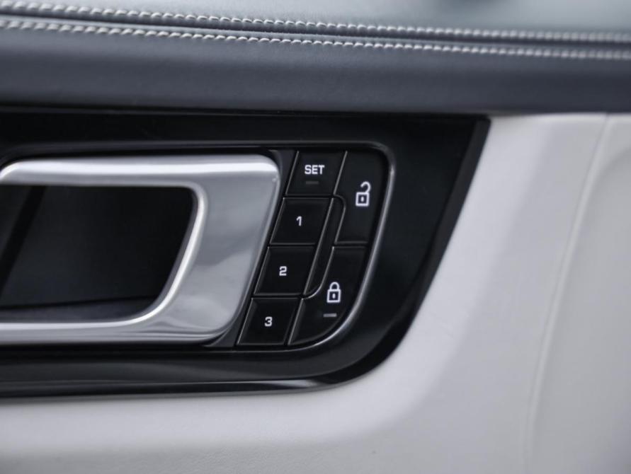 Porsche Cayenne III Санкт-Петербург  - изображение 26
