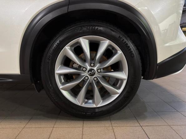 Infiniti QX50 II с пробегом 2018 года, цена 1 899 000 рублей, 195000 км, внедорожник, Автокод Объявления