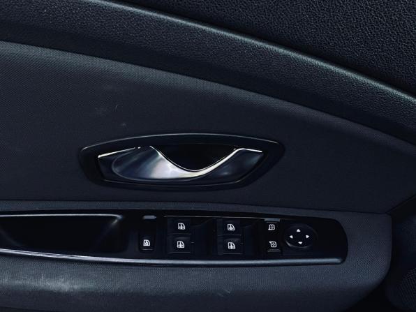 Renault Fluence I с пробегом 2010 года, цена 520 000 рублей, 254060 км, седан, Автокод Объявления