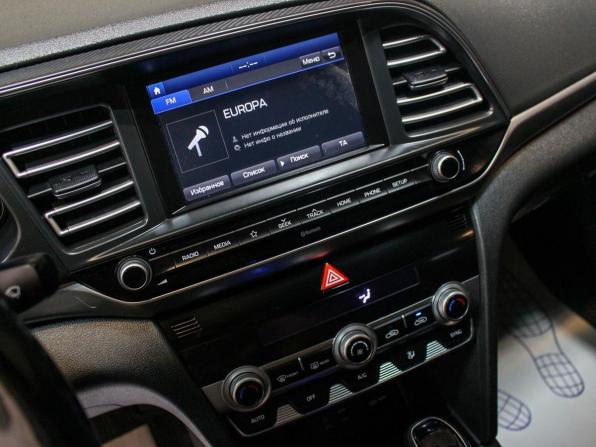 Hyundai Elantra VI (AD) Рестайлинг с пробегом 2019 года, цена 1 087 500 рублей, 226000 км, седан, Автокод Объявления