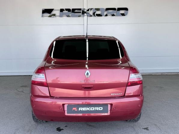 Renault Megane II Рестайлинг с пробегом 2006 года, цена 410 000 рублей, 192634 км, седан, Автокод Объявления