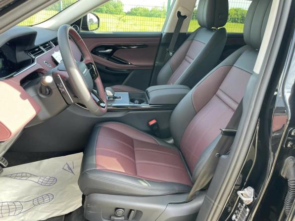 Land Rover Range Rover Evoque II Рестайлинг с пробегом 2025 года, цена 5 825 000 рублей, 10 км, внедорожник, Автокод Объявления