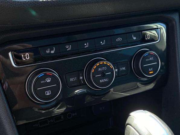 Volkswagen Tiguan II с пробегом 2019 года, цена 3 840 000 рублей, 76914 км, внедорожник, Автокод Объявления