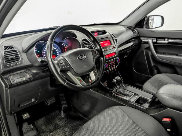 Kia Sorento II Рестайлинг с пробегом 2017 года, цена 1 820 000 рублей, 117459 км, внедорожник, Автокод Объявления