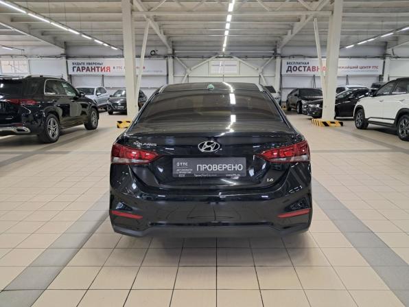 Hyundai Solaris I Рестайлинг с пробегом 2017 года, цена 1 110 000 рублей, 132210 км, седан, Автокод Объявления