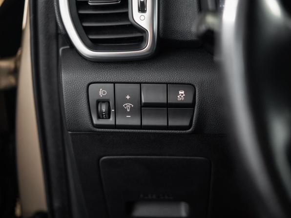 Kia Sportage IV с пробегом 2018 года, цена 1 670 500 рублей, 207196 км, внедорожник, Автокод Объявления