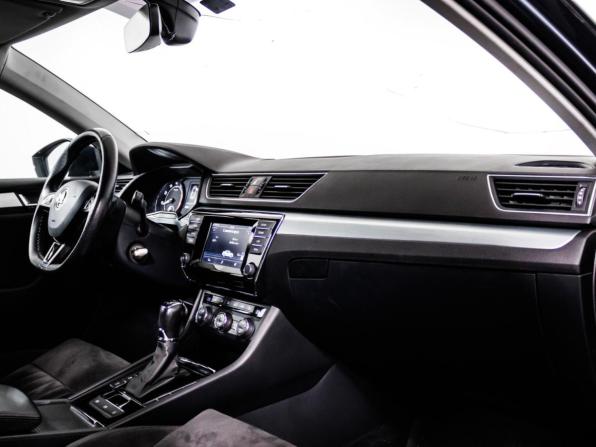 Skoda Superb III с пробегом 2015 года, цена 1 528 000 рублей, 215000 км, лифтбек, Автокод Объявления