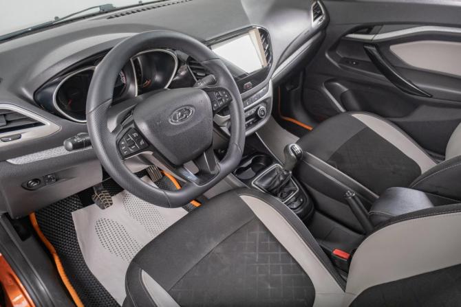 Lada (ВАЗ) Vesta I с пробегом 2018 года, цена 1 279 000 рублей, 127300 км, седан, Автокод Объявления