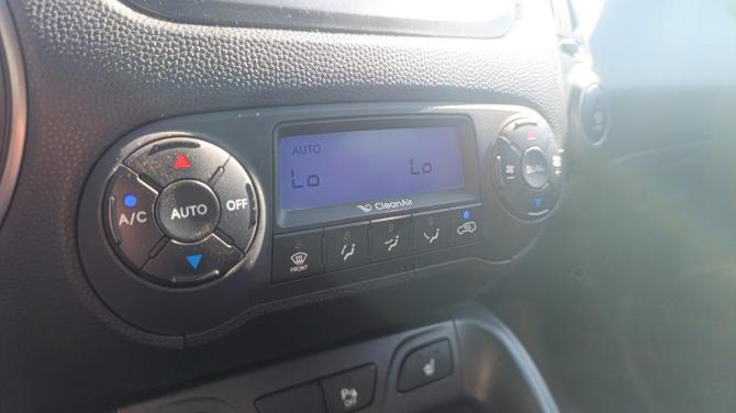 Hyundai ix35 I Рестайлинг с пробегом 2014 года, цена 1 270 000 рублей, 230000 км, внедорожник, Автокод Объявления