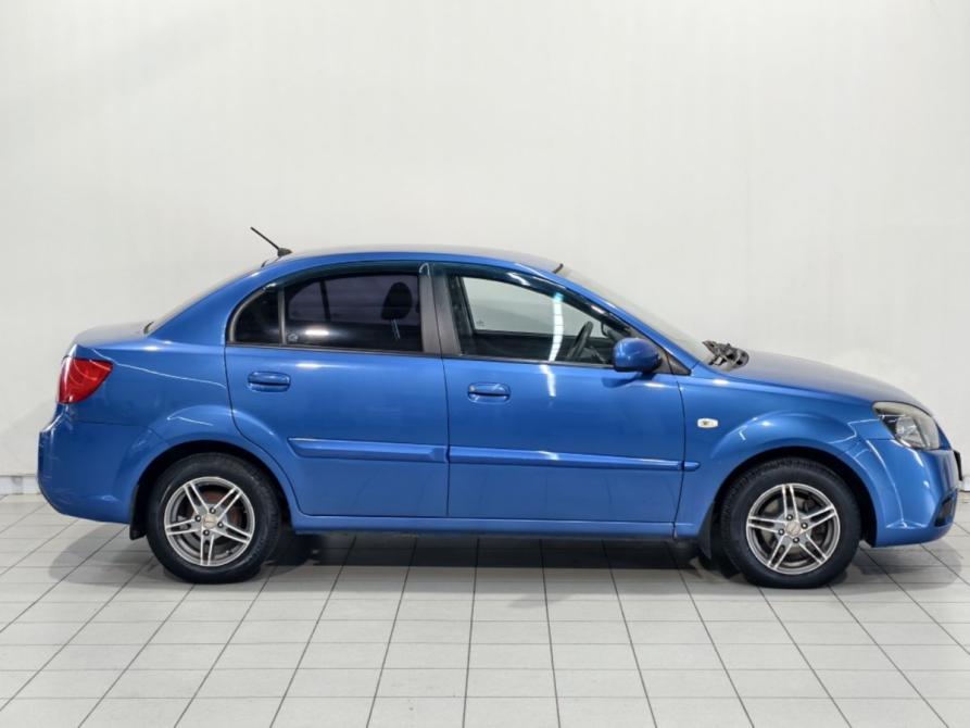 Kia Rio II Рестайлинг Курск  - изображение 4