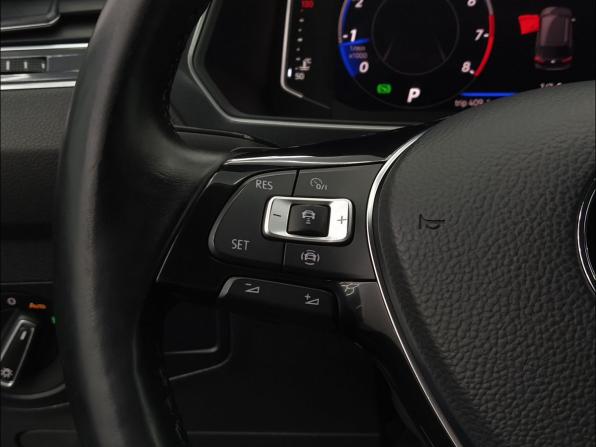 Volkswagen Tiguan II с пробегом 2019 года, цена 2 512 000 рублей, 98494 км, внедорожник, Автокод Объявления