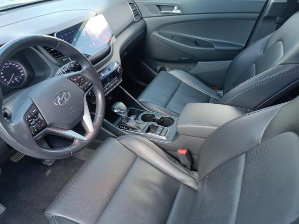 Hyundai Tucson III с пробегом 2017 года, цена 1 850 000 рублей, 191278 км, внедорожник, Автокод Объявления