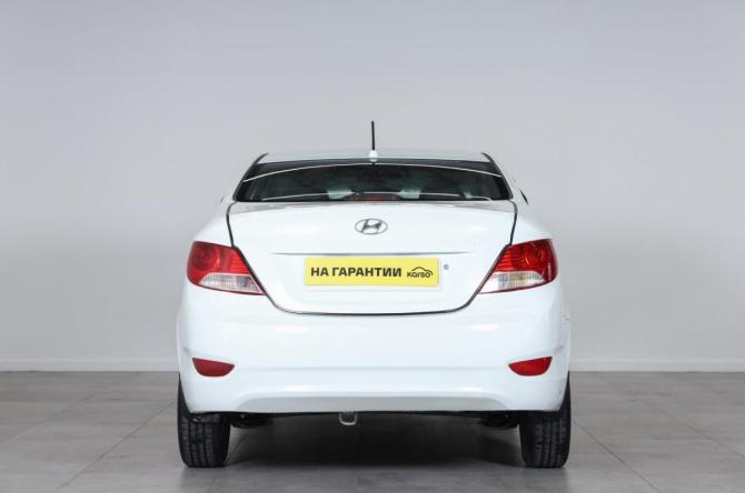 Hyundai Solaris I с пробегом 2011 года, цена 949 000 рублей, 197000 км, седан, Автокод Объявления