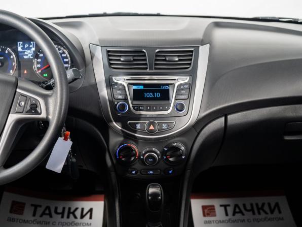 Hyundai Solaris I Рестайлинг с пробегом 2014 года, цена 1 075 500 рублей, 76071 км, хэтчбек, Автокод Объявления