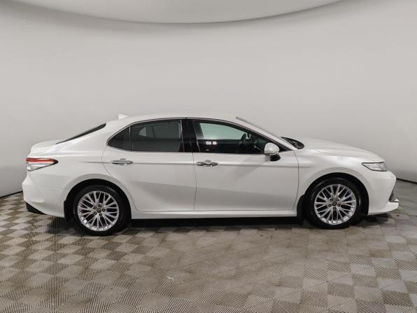 Toyota Camry VIII (XV70) с пробегом 2021 года, цена 3 249 000 рублей, 95793 км, седан, Автокод Объявления