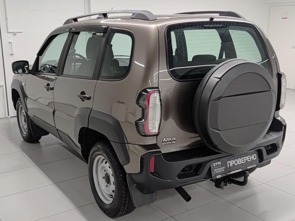 Lada (ВАЗ) Niva Travel I с пробегом 2024 года, цена 1 074 000 рублей, 33991 км, внедорожник, Автокод Объявления