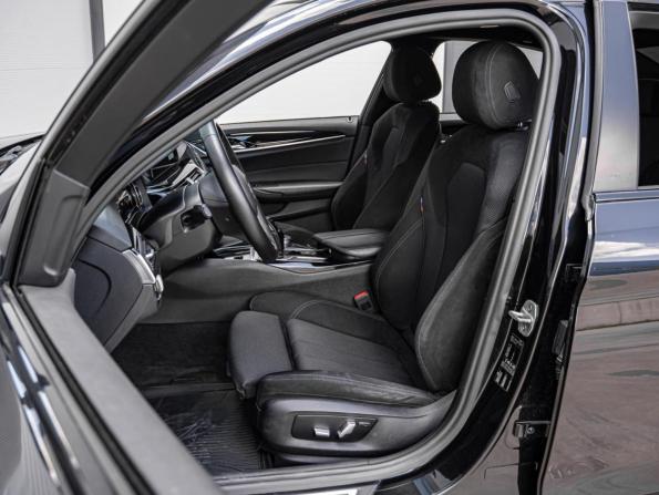 BMW 5 серии VII (G30/G31/G38) с пробегом 2017 года, цена 3 124 000 рублей, 178864 км, седан, Автокод Объявления