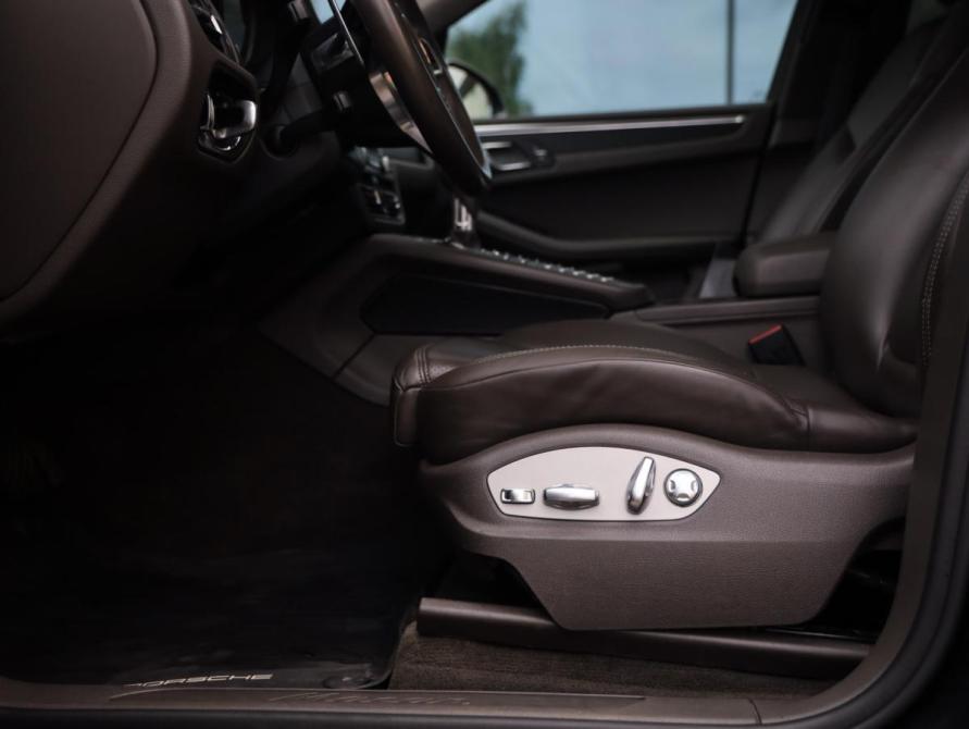 Porsche Macan I Рестайлинг Санкт-Петербург  - изображение 27