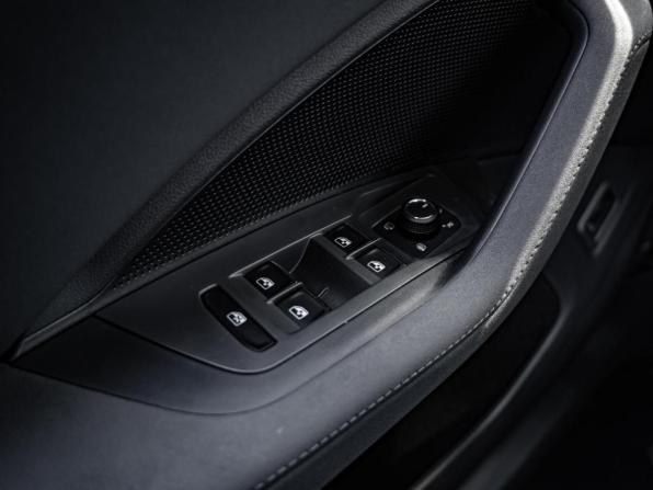 Volkswagen Tiguan III (China Market) с пробегом 2026 года, цена 4 770 000 рублей, 55 км, внедорожник, Автокод Объявления
