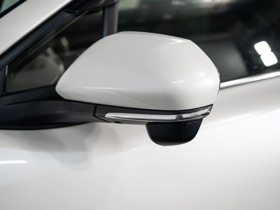 Toyota C-HR I Иркутск  - изображение 23