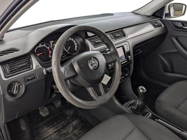 Skoda Rapid I Рестайлинг с пробегом 2019 года, цена 755 000 рублей, 258967 км, лифтбек, Автокод Объявления
