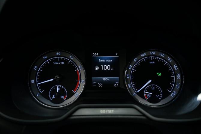 Skoda Octavia III (A7) Рестайлинг с пробегом 2017 года, цена 1 858 000 рублей, 242000 км, лифтбек, Автокод Объявления